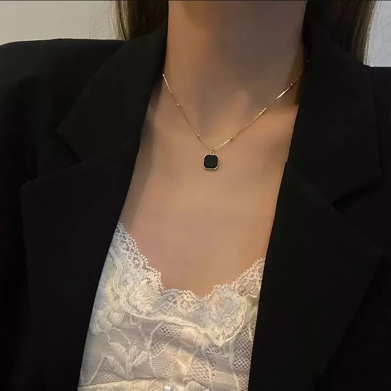 Colar de aço inoxidável com Pingente Preto MegaShine