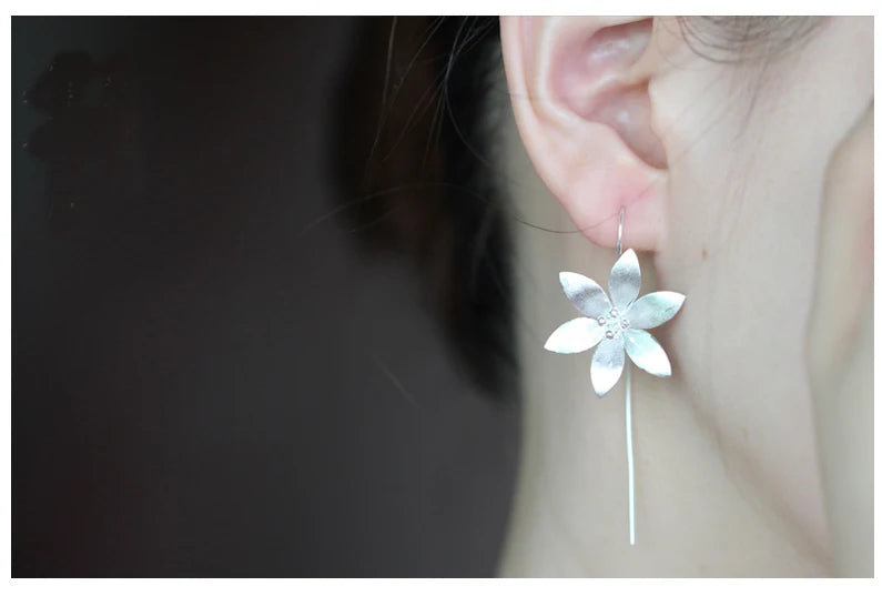 Brincos longos de flores para mulheres MegaShine
